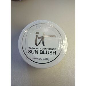 IT Cosmetics Glow with Confidence Sun Cream Blush color  Sunlit10